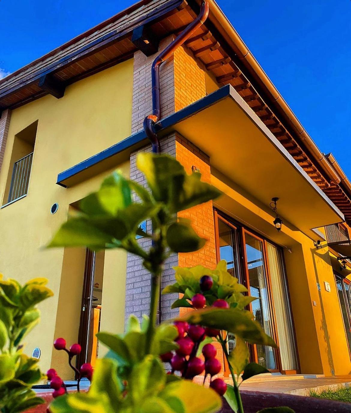 Agriturismo La Corte Del Sole Siena Exterior photo