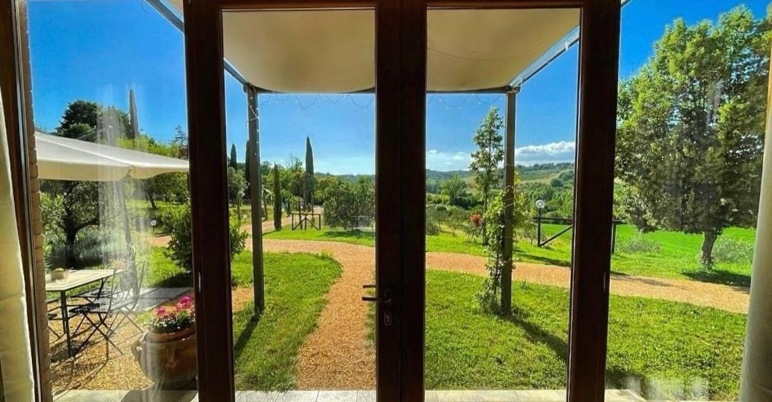 Agriturismo La Corte Del Sole Siena Exterior photo